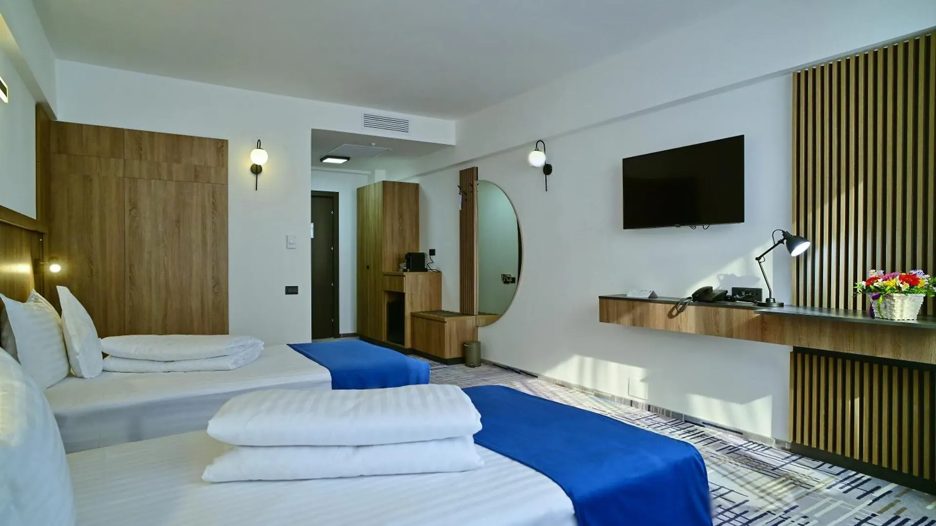 Hotel Sir Royal Bucharest