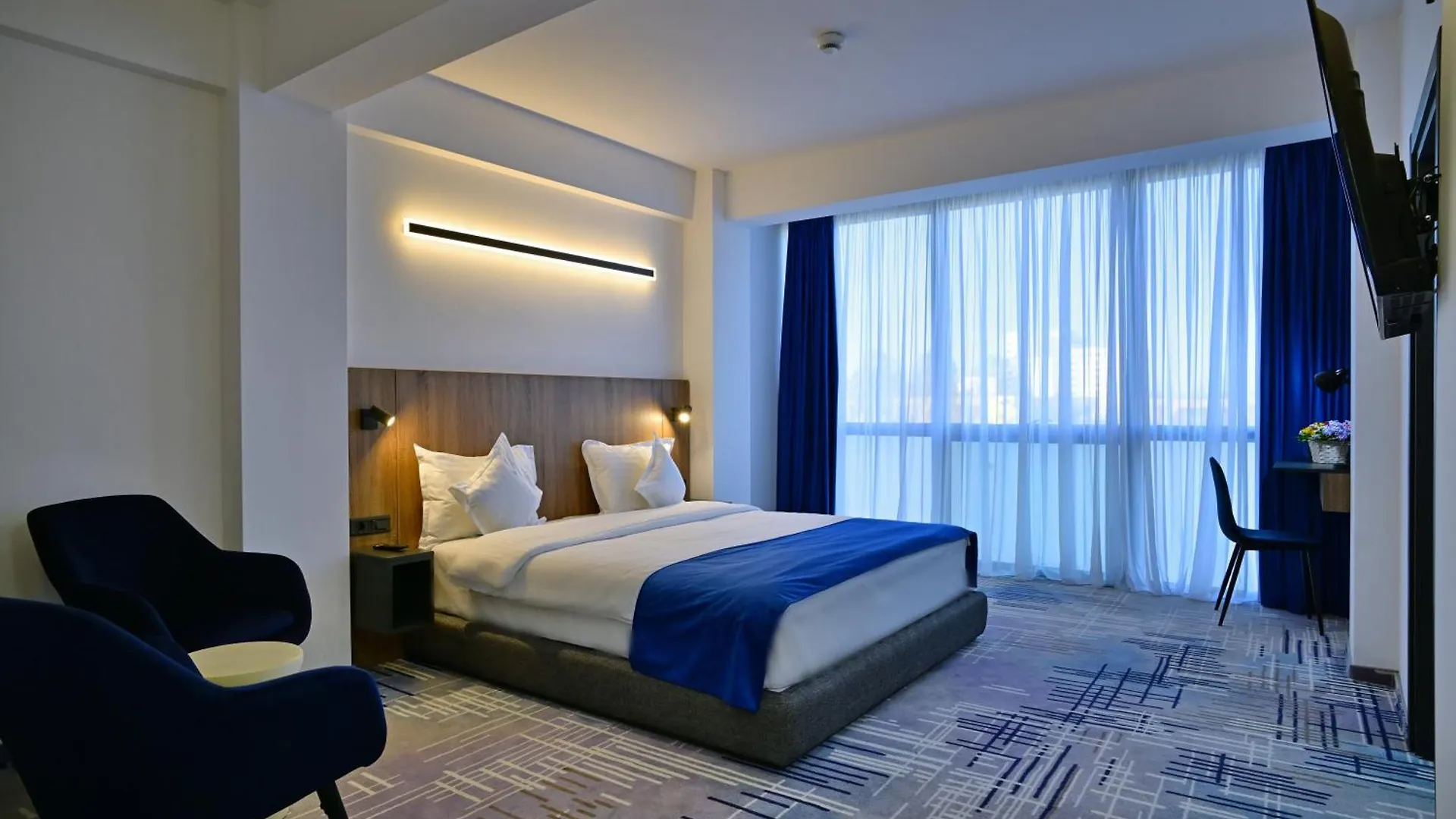 Hotel Sir Royal Bucharest