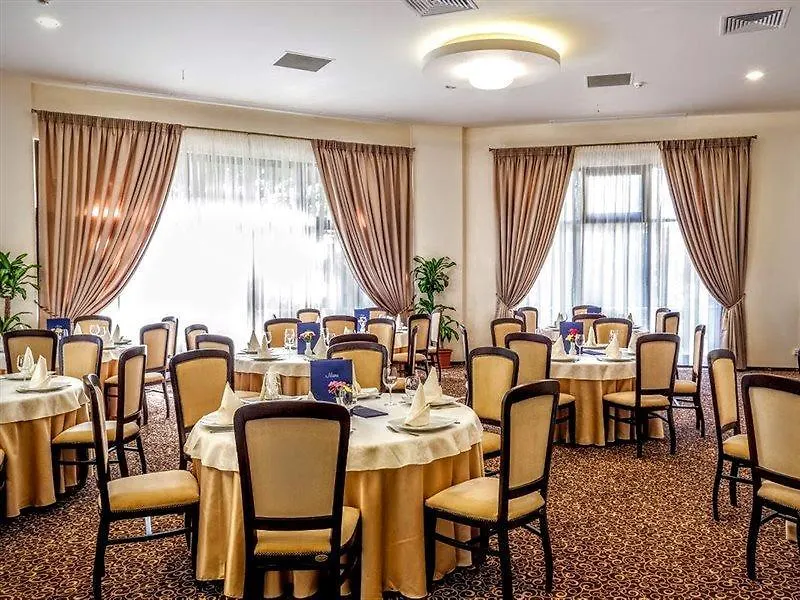 Hotel Sir Royal Bukarest 4*,